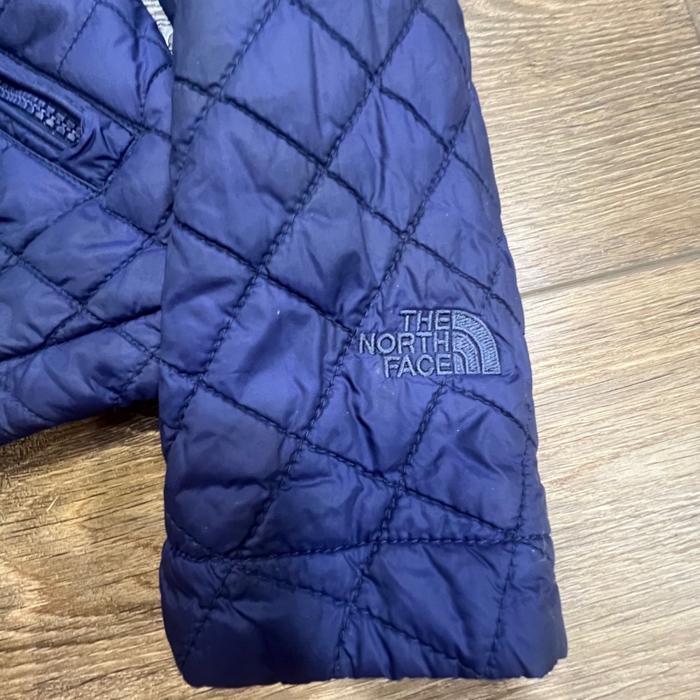The North Face Insulated Quilted Luna Jacket, Womens Size Small, Lightweight S - Picture 3 of 16